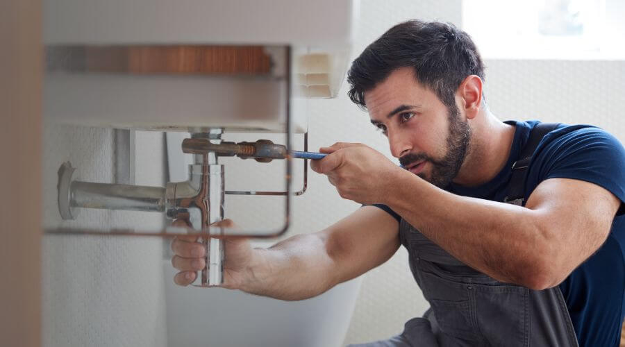 Professional water heater installation services in Kintyre, ND